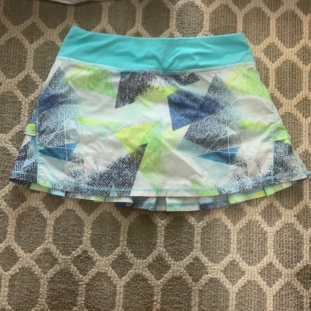 Girls Ivivva size 10 skirt
